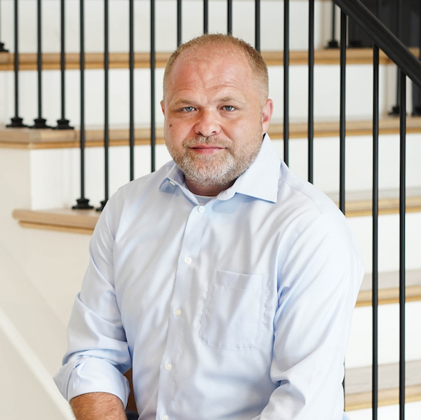 Portrait of Jason Strange, Listing/Buying/Commercial Specialist.